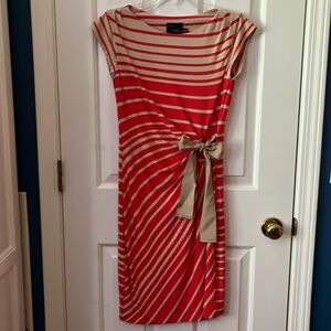 Just Taylor size 2 coral and tan striped dress